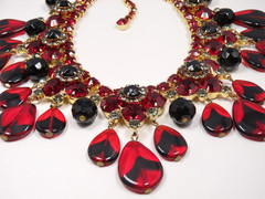 Rare Book Piece ’63 Vintage Juliana D&E Red with Black Drops Dangle Bib Necklace