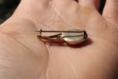 Antique 14k Yellow Gold Victorian Mourning Brooch, 3.17g (1.25″)