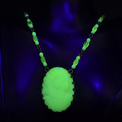 Uranium Glass Necklace 21” Cameo Pendant Vaseline Green Czech Beads