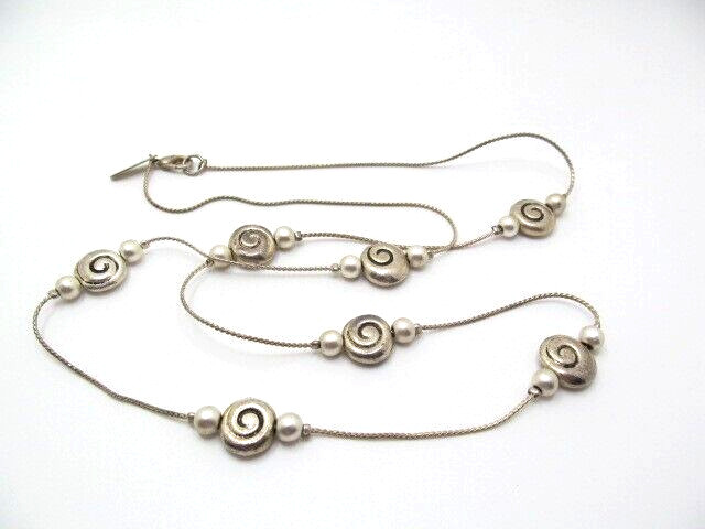 Vintage Avenue Oxidized Silver Tone Swirl Station & Bead Twist Chain Necklace