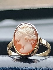Vintage European Cameo Kt14 Gold Ring Size 6
