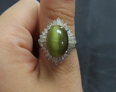 Vintage 8.54ct Cat’s Eye Tourmaline & 1.08ct Diamond Platinum Ring, Size 6