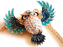 RHINESTONE OWL NECKLACE!Blue Enamel Bird Pendant.Aqua & Clear Crystals.Gold Tone
