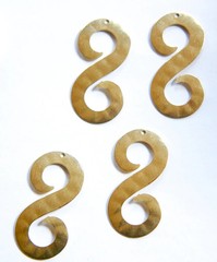 Raw Brass Swirl or S Pendant Drop 41x21mm (4) mtl210