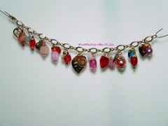 Sweet Vintage Love Hearts Bracelet Glass Metal Plastic SWEET HEART BRACELET