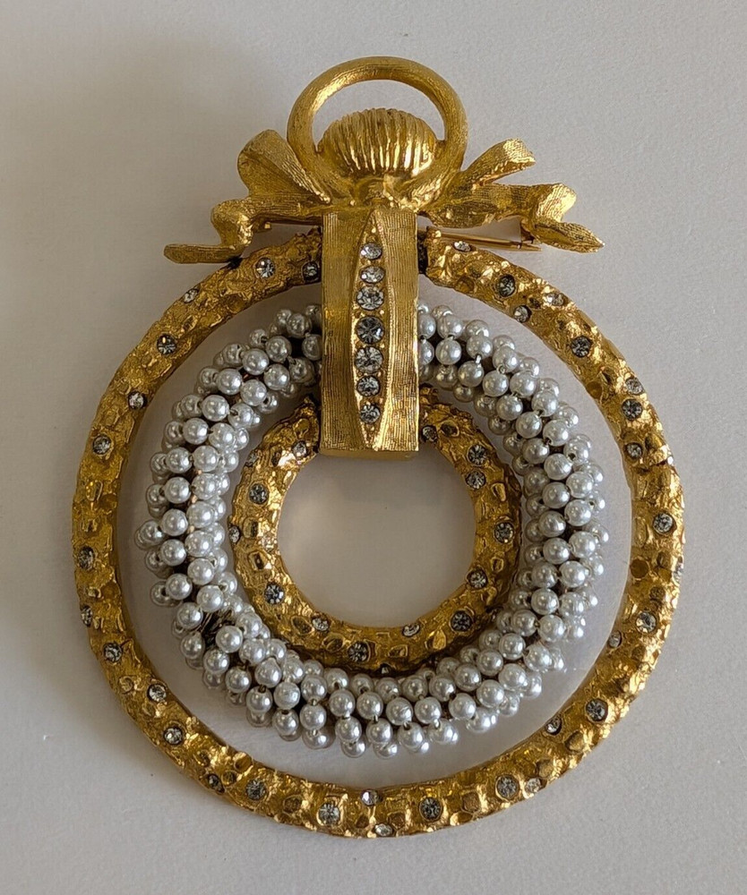 Vintage Large Rhinestone & Pearl Rings Brooch Pin