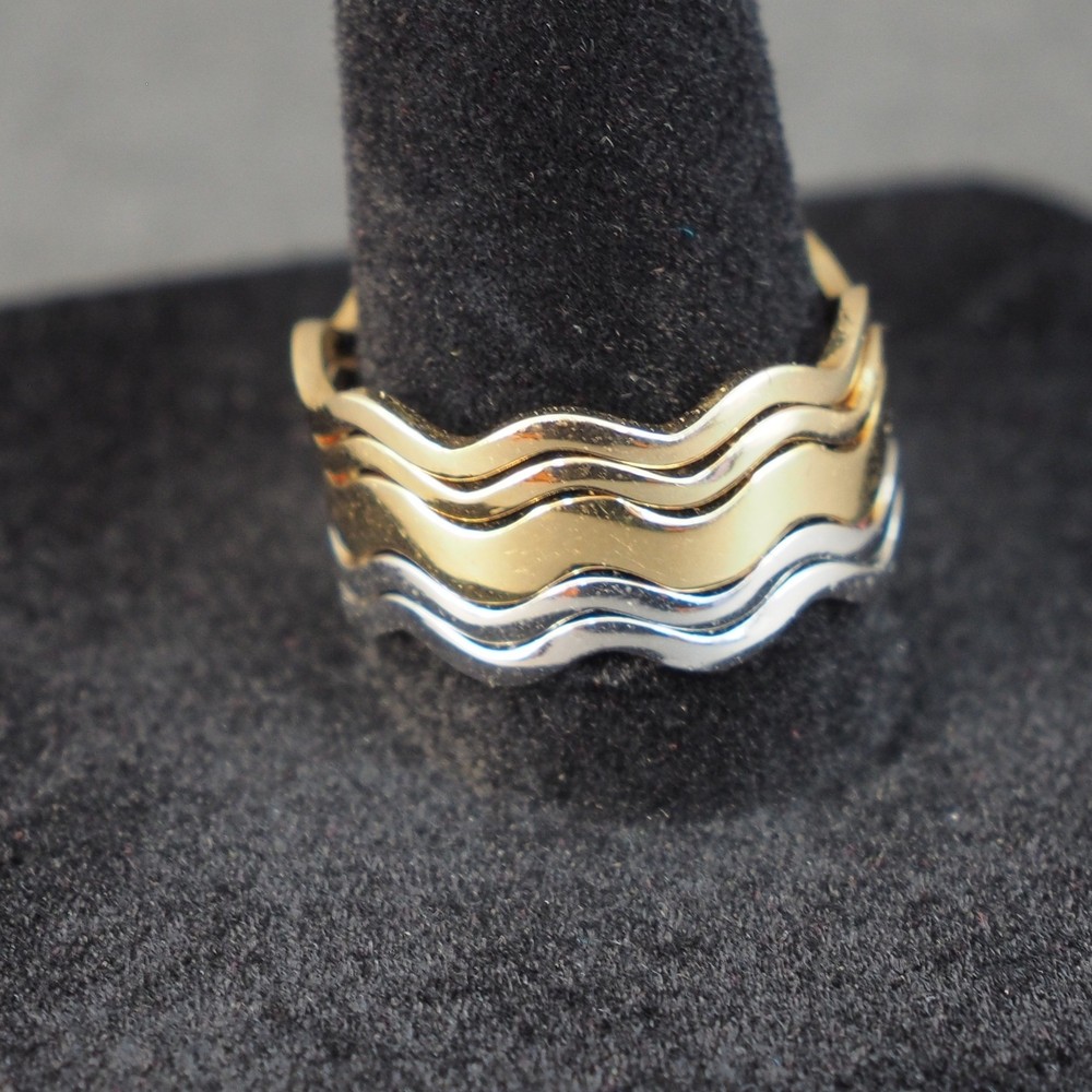 Avon Fashion Waves Ring 7.75 Silver Gold Two Tone Band Stackable Layer Vintage