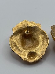 Vintage Anne Klein Unsigned Lion Matte Gold Tone Pierced Earrings