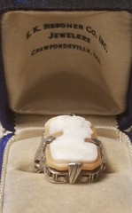 14k Gold Antique Cameo Ring, Shell & Coral, In Original Box, Size 4.75