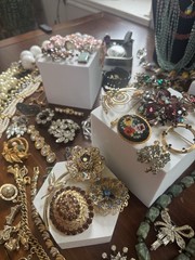 Vtg To Now Rhinestone Costume Jewelry Lot Hollycraft Mosaic Goldette 100+ Pcs