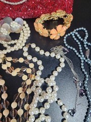 Vintage jewelry set of 26 in vintage purse