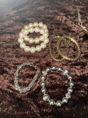 Vintage & Contemporary Jewelry Lot