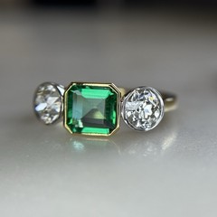 New by Heritage No Oil Emerald 3 Stone Old European Diamond Ring 2.45 ctw