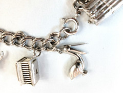 Vtg 925 JMS Sterling Silver Assorted 13 Charm Chain Bracelet 44.4 grms