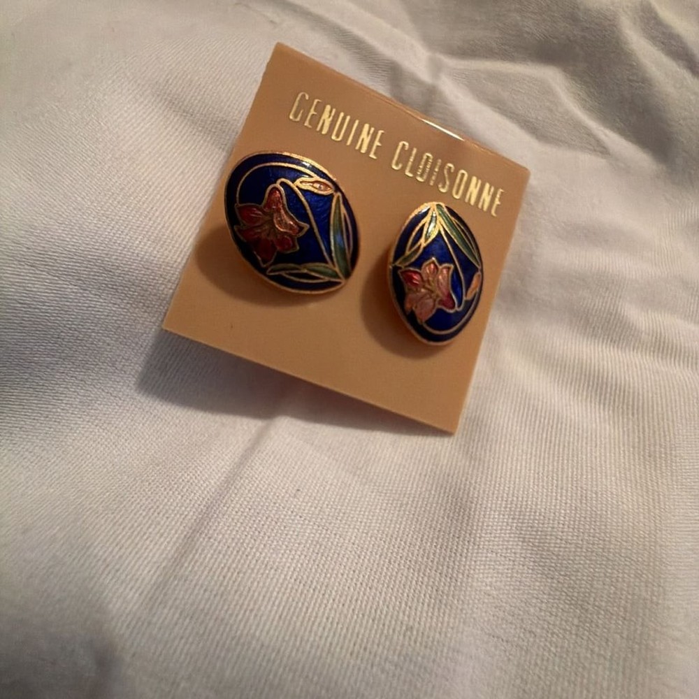 Vintage Genuine Cloisonne Blue Floral Enamel Stud Earrings