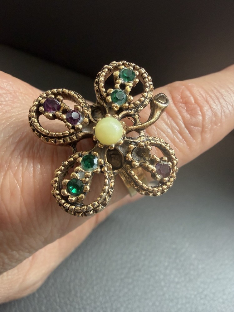 Vintage Gold Tone Butterfly Ring Beaded Design, Colored Stones, Adjustable, 11g