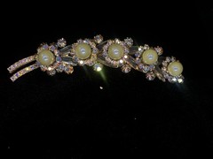 DeLizza And Elster D&E Juliana Pearl & Aurora Borealis Rhinestone Leaf Brooch