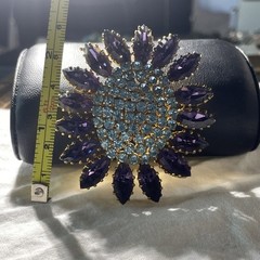 Vintage Blue And Purple Made In Austria Stamped Rhinestone And Gold Tone Brooch