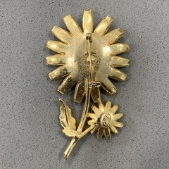 Weiss Daisy Brooch Matching Earrings Set Goldtone Yellow White Vintage