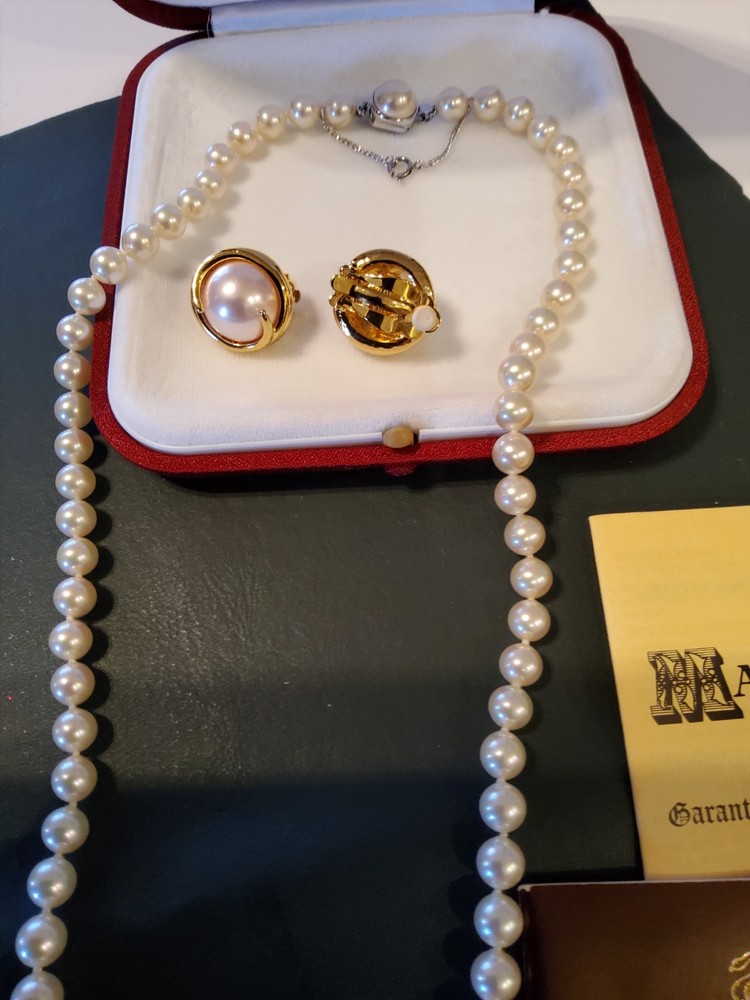 Majorica pearl 30″ necklace and clip earring set