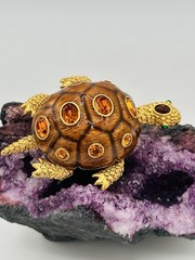 Signed Joan Rivers Turtle Brooch Pin Gold Tone Brown Enamel Amber Rhinestone