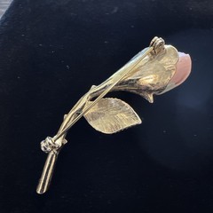Vintage Pink Rose Brooch/ Pin. Gold-tone