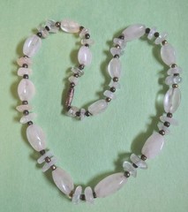 Vintage FROSTED QUARTZ & Silver Tone Beaded Choker Necklace