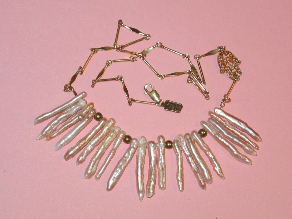 ONE OF A KIND Company ~ Pearl Necklace With 14k Gold Filled Chain ~ Little Hamsa