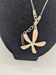Vintage Alloy Enameled Metal Daisy Flower Pendant Rhinestone Center OOAK