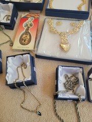 #A1 VINTAGE LOT OF MIXED JEWLERY NECKLACES ETC. IN BOXES FROM A LOCAL ESTATE