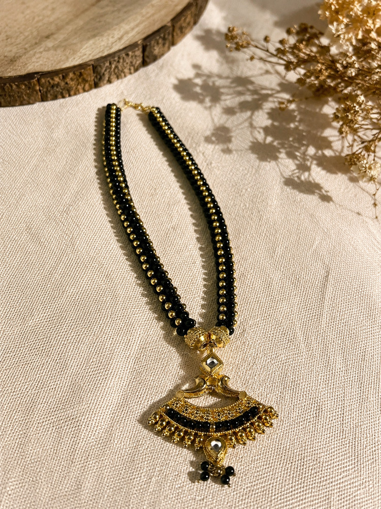 Vintage Black Gold Beaded Necklace Boho Ethnic Pendant Fashion Jewelry Gift