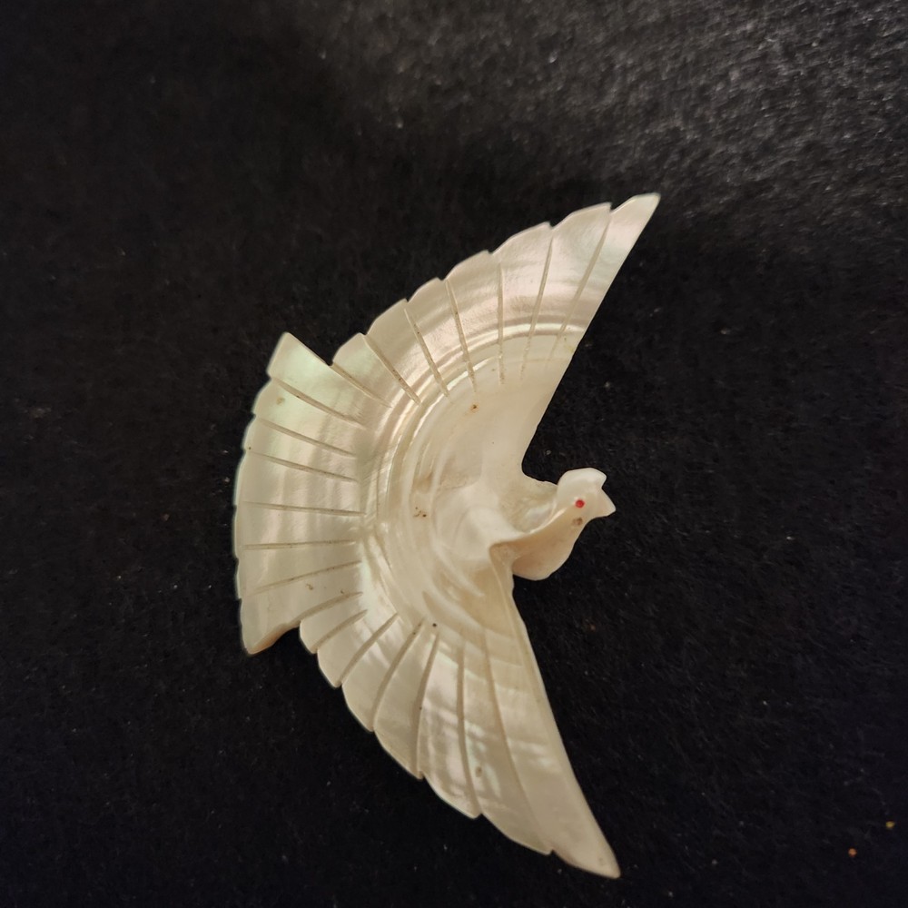 Beautiful Hand Carved Mother of Pearl Bird 2.5 x 1.5 Inches