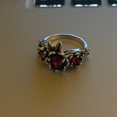 Gothic Vintage Style Rose Ring – Red Ruby Stones – Antique Silver Tone – Size 7