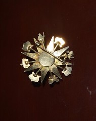 Vtg Heraldic brooch coats of arms & crowns Gold tone metal alloy enamel crystal