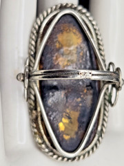 Vtg AMBER Ring SIZE 7 UV Light Tested Glows Sun Spangles Bezel Set Oval Shape