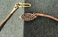 16.5″ Tiger’s Eye Hand Knotted Fan Necklace with Unknown Metal Clasp 63 grams