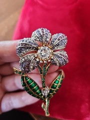 Metropolitan Museum of Art signed MMA.V&A.CN Flower Brooch Victoria & Albert