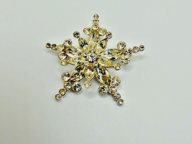 Snowflake Vintage Unsigned Brooch