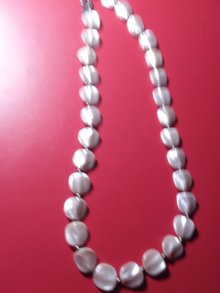 Vintage Medici Abalone Shell Single Strand Necklace