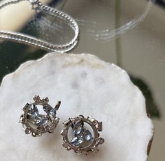 Vintsge demi-paruren Necklace & Clip Earrings Clear & Light Blue Rhinestones