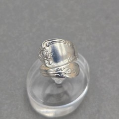 Vintage Oneida Silver Plated Spoon Ring Size 5.5 Floral Bypass Wrap