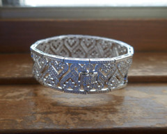 Sterling Silver 21mm Wide Bracelet Pave’ Hearts w Clear CZs 7″ Long in Black Box