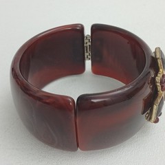 Lot Of 4 VTG Chunky Acrylic/Lucite Bracelets
