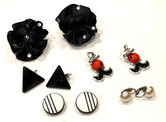 CELEBRITY BLACK GOLD SILVER RHINESTONE ENAMEL POST CLIP ON EARRINGS MCM LOT 20