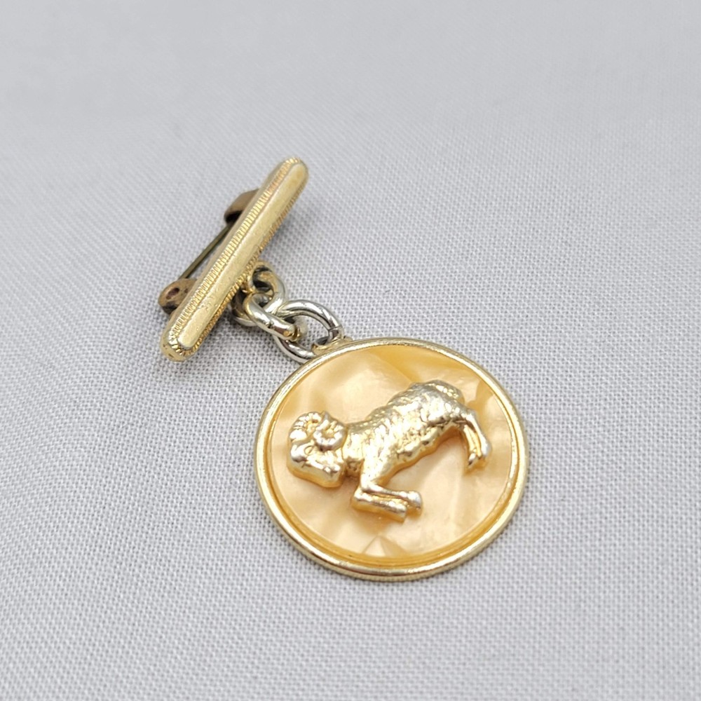 Vintage Aries Pearlized Brooch Gold tone 1 5/8″