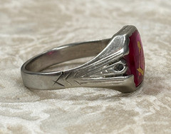Vintage Silver Tone Red Stone Ring Masonic Signet Fraternity FreeMason 12 3/4
