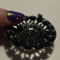 Round Black Tone Brooch Pin with Clear Rhinestones Fashion Unisex Adults