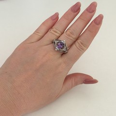 Vintage White Gold Plated Purple Clear CZ Stone Ladies Band Ring Size 8