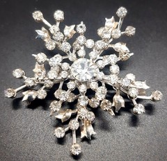 Lot of 3 Glamorous Vintage 1950’s – 1970’s Brooches Pins – Coventry & Unbranded