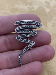 Vintage Sterling Silver 925 Tested Estate Acquired Marcasite Zig Zag Brooch Pin